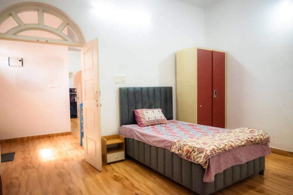Blue Door Villa By Homeyhuts Rājpur Екстериор снимка
